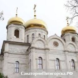 Пятигорск приглашает на фотовыставку к 300-летнему юбилею Свято-Троицкой Александро-Невской Лавры
