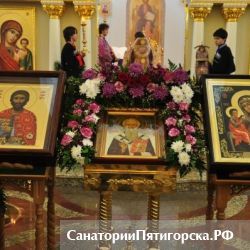 Спасский собор посетили частицы мощей Александра Невского